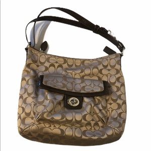 COACH Penelope Hobo Signature Fabric Patent